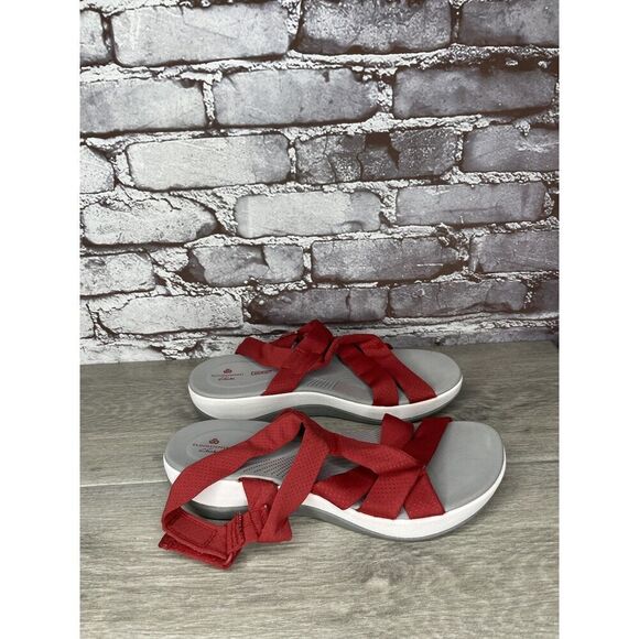 Clarks Cloud Steppers Red Fabric Strappy Wedge Comfort Sandals Women 8M US/39EU - Picture 3 of 16
